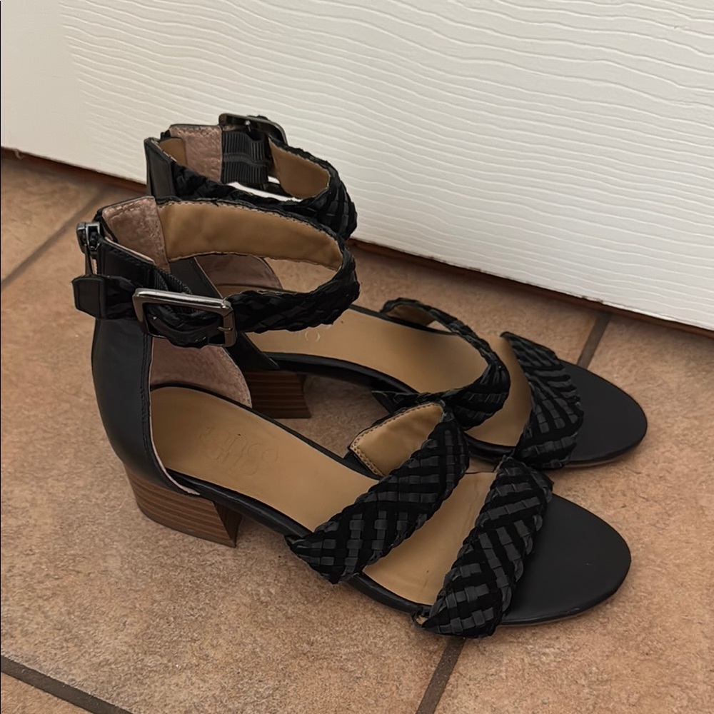 Women's Black Strappy Sandals